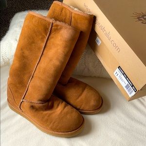 UGG Classic Tall 5815